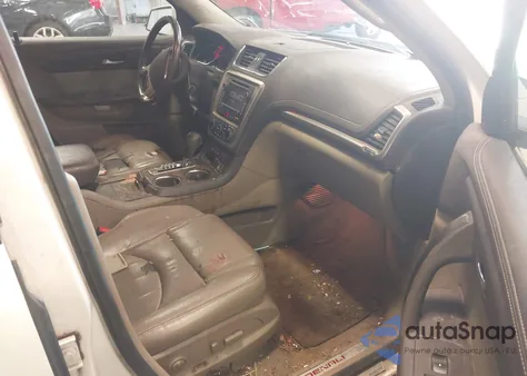 2015 GMC Acadia Denali z USA, uszkodzony, nr VIN 1GKKRTKD5FJ241396